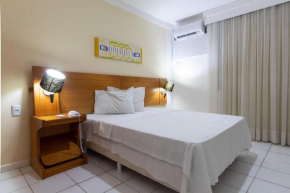 Flat beira mar com ótima localização em Ponta Negra